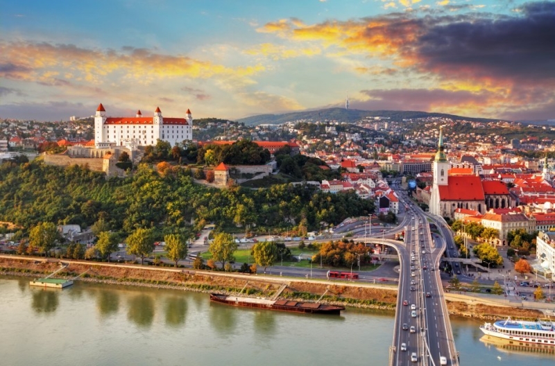 How to get to Slovakia from Ukraine cheaply